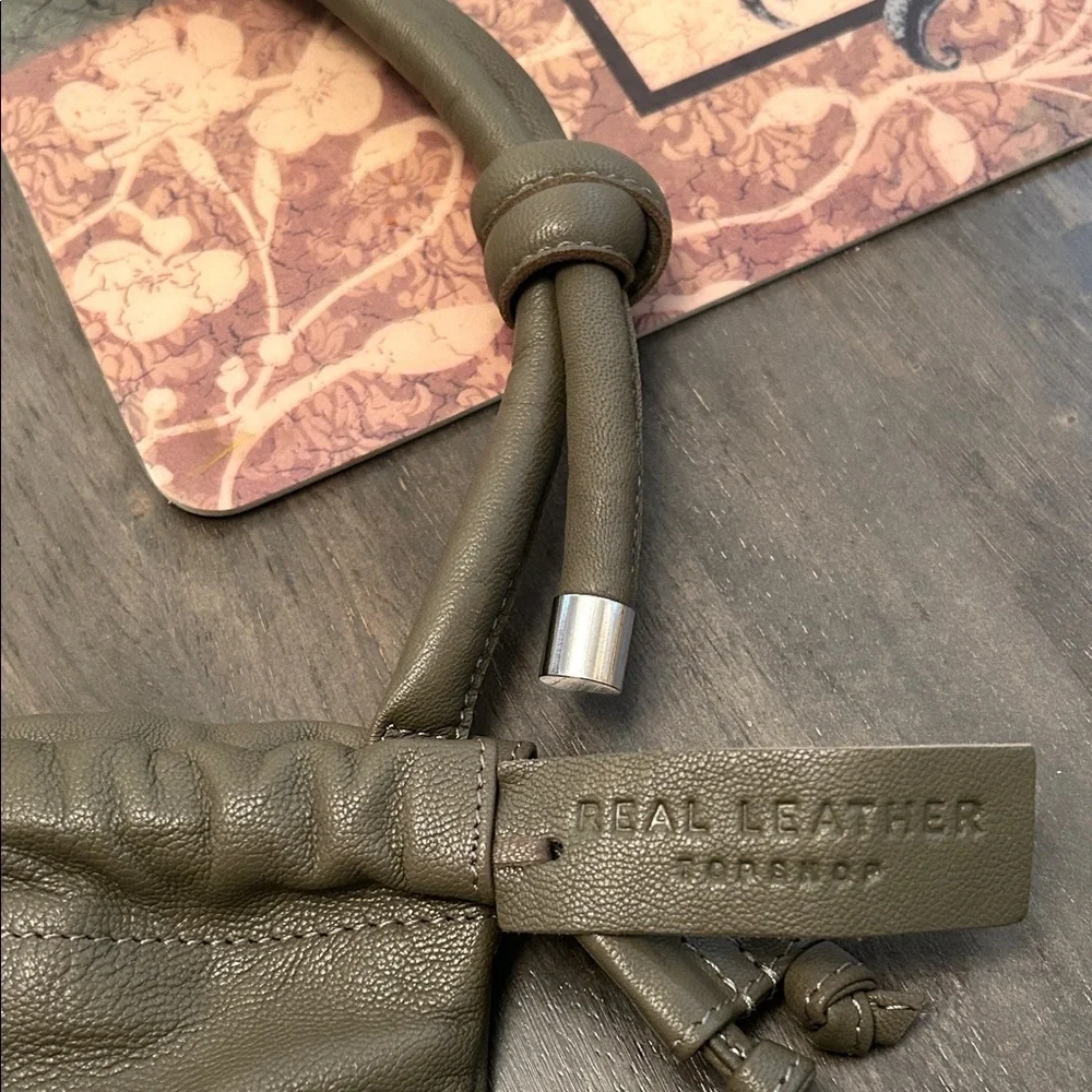 Topshop Olive Drawstring leather Shoulder Bag - Picture 9 of 10